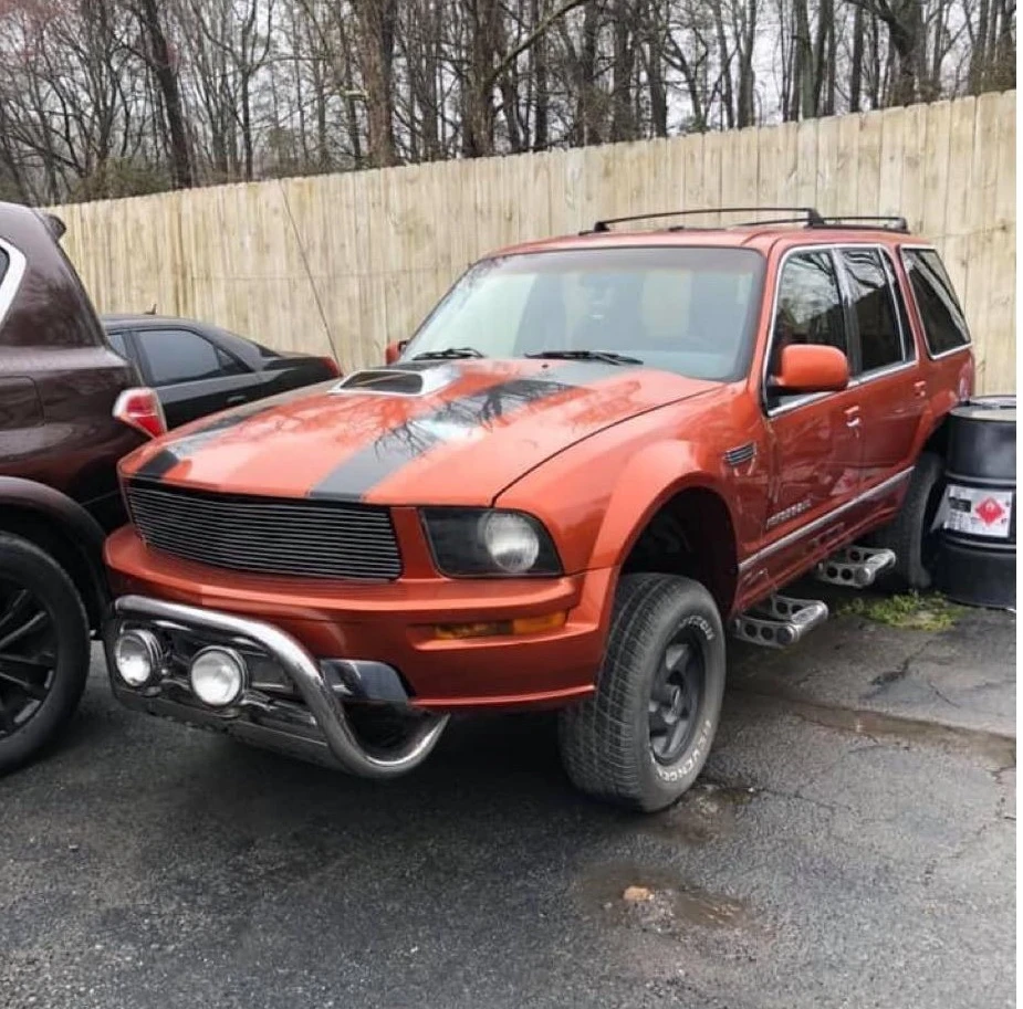 ford mustang explorer