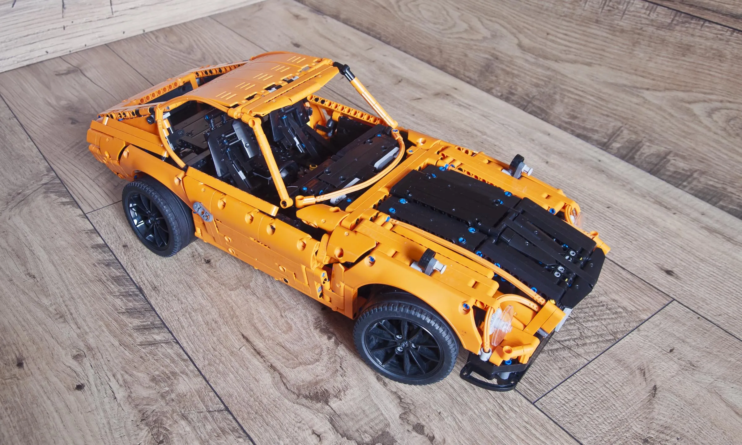 Datsun 240Z Lego