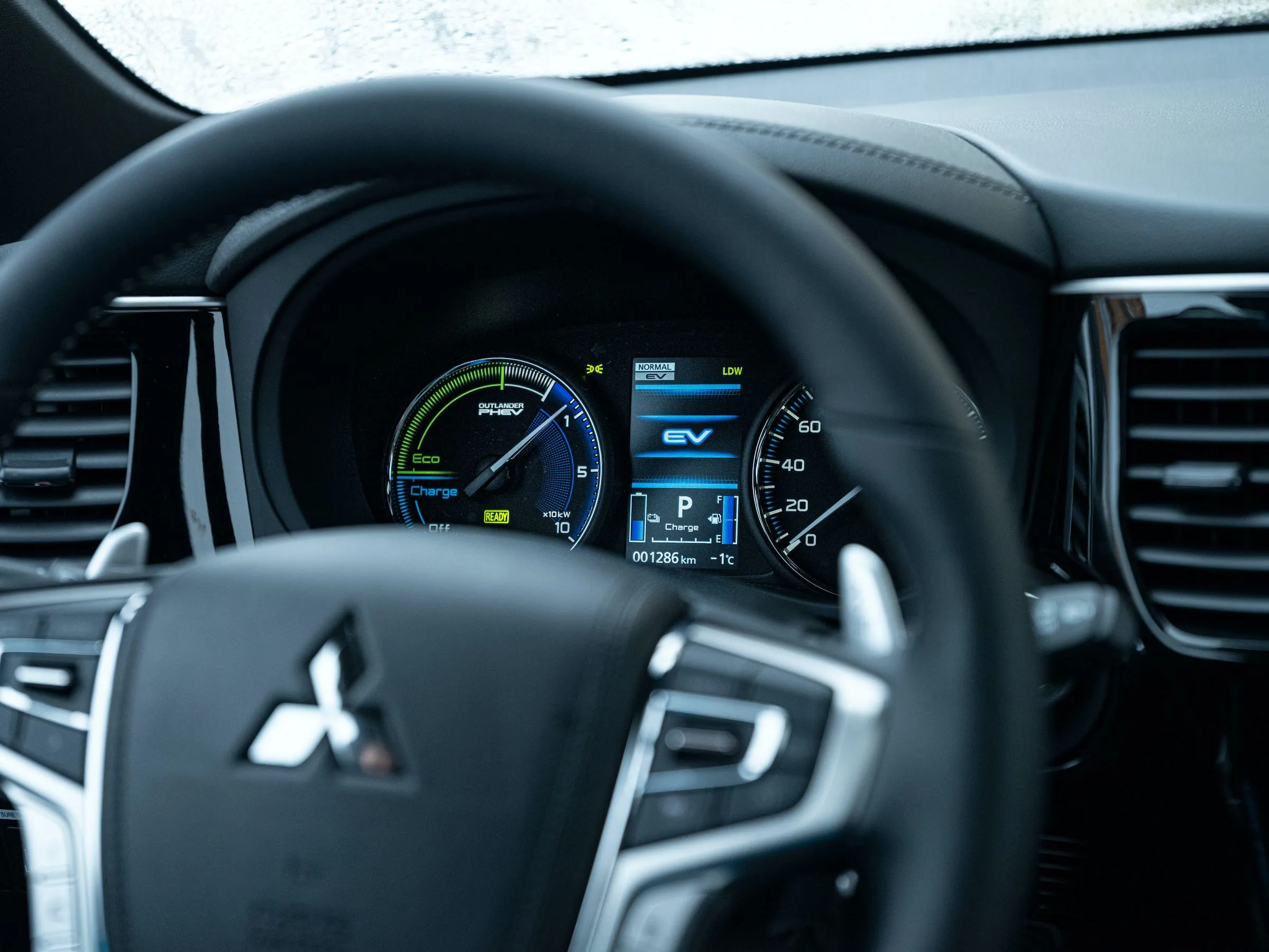 Mitsubishi Outlander PHEV