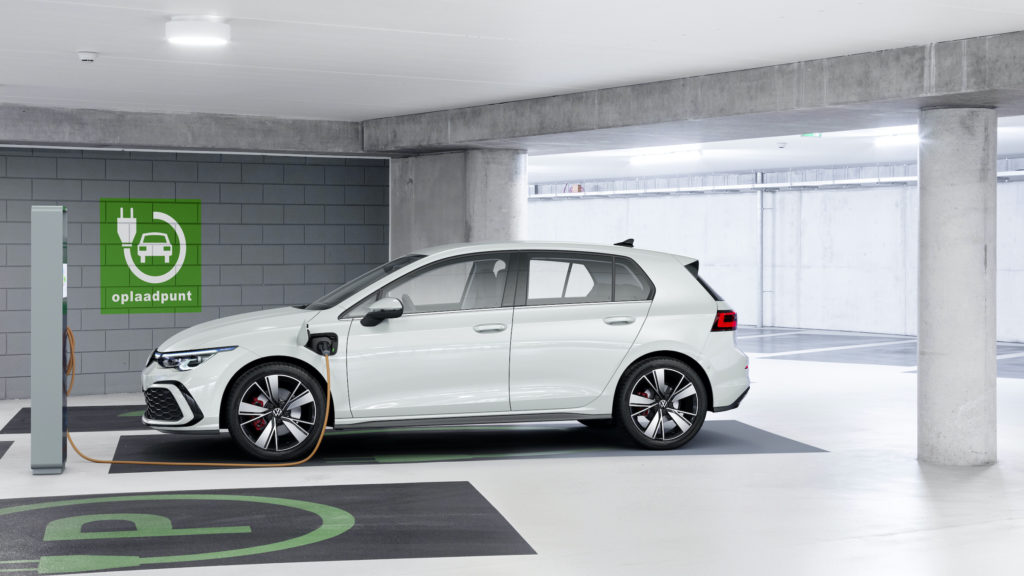 VW Golf GTE 
