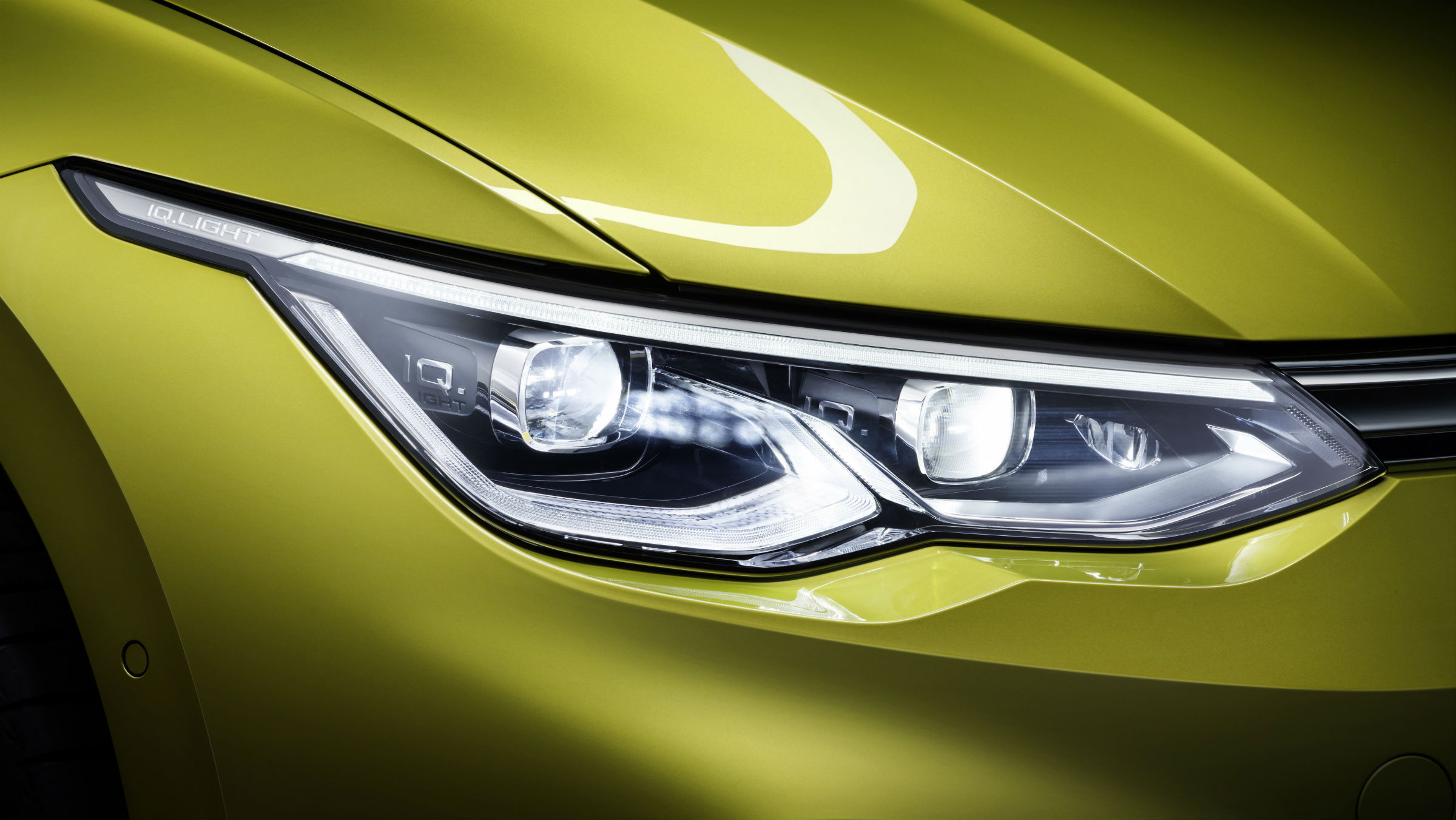 VW Golf IQ.LIGHT 
