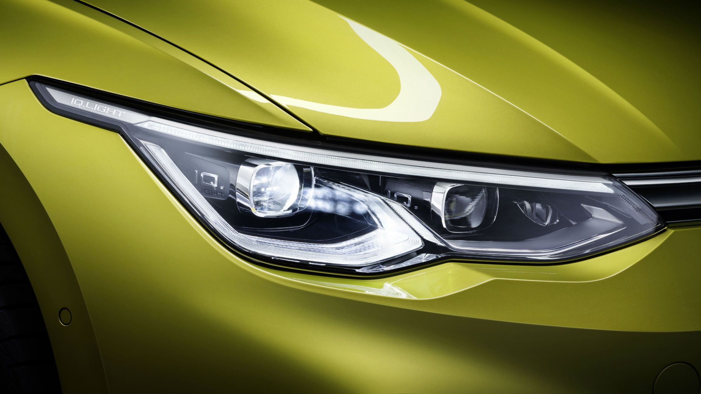 VW Golf IQ.LIGHT 