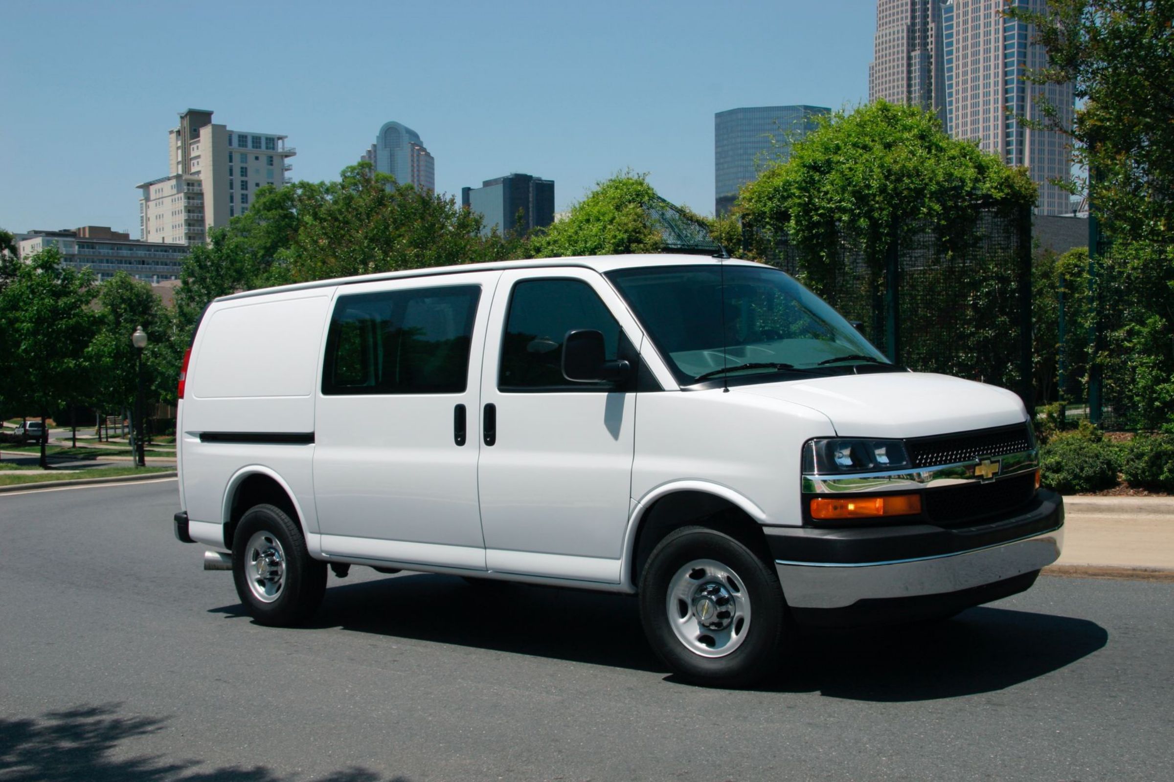 Chevrolet Express 6.6 V8 2021 