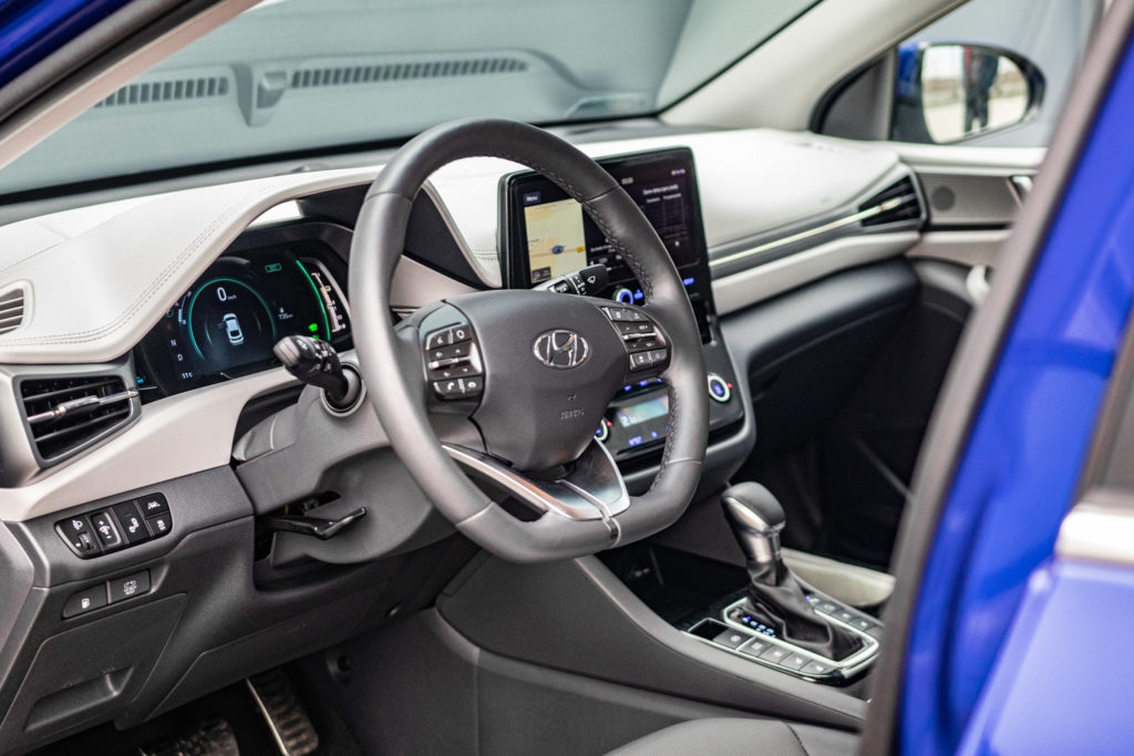 hyundai ioniq hybrid test 2020 