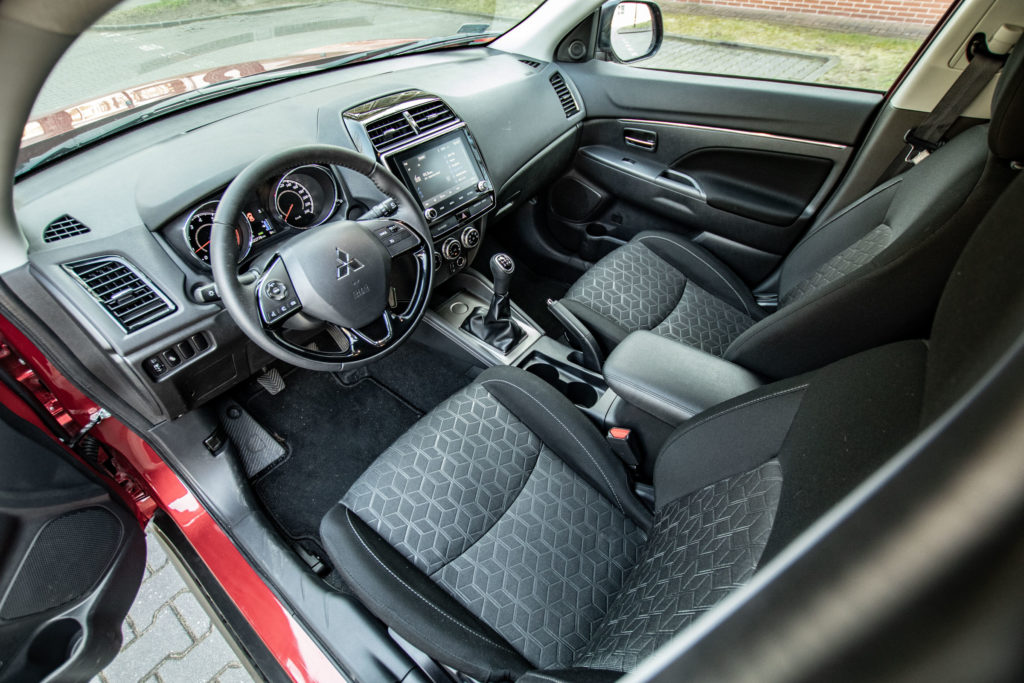 mitsubishi asx test 2020 