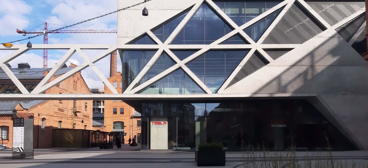 tesla salon warszawa