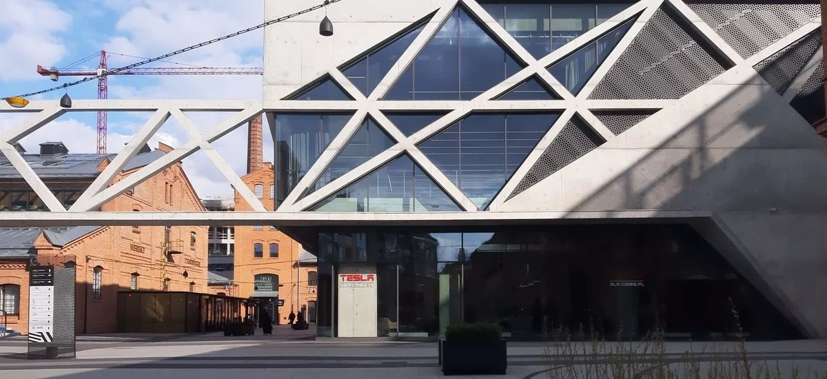 tesla salon warszawa