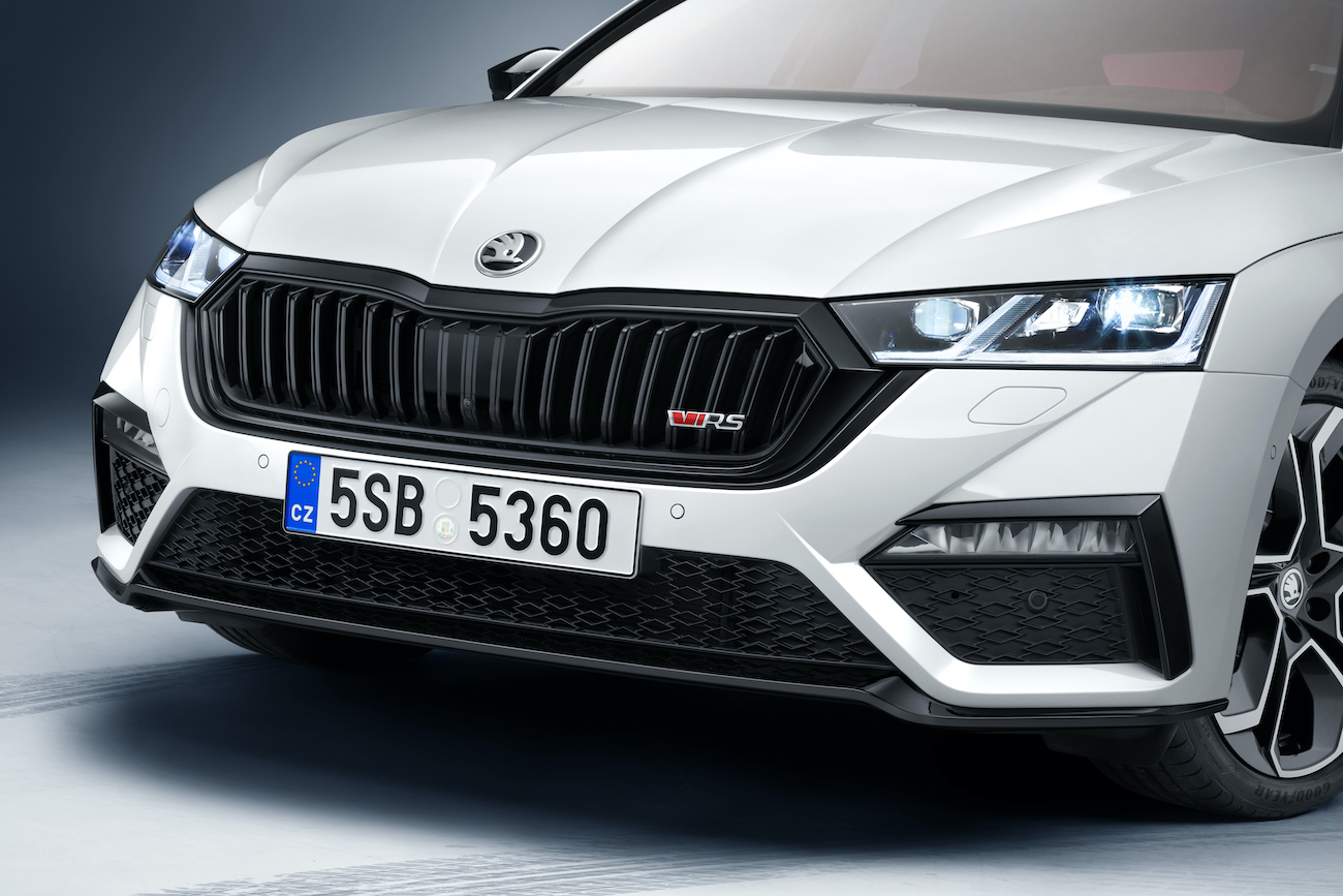Skoda Octavia RS iV zaprezentowana oficjalnie. Jest&#8230; wolniejsza od poprzedniczki