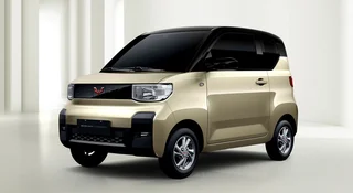 2,92 m długości i cztery miejsca. Wuling E5C to najmniejsze auto dla 4 osób