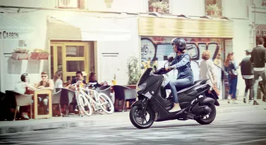 Rząd nie chce, żebym jeździł 125-tką. Mądrzejszych nie brakuje