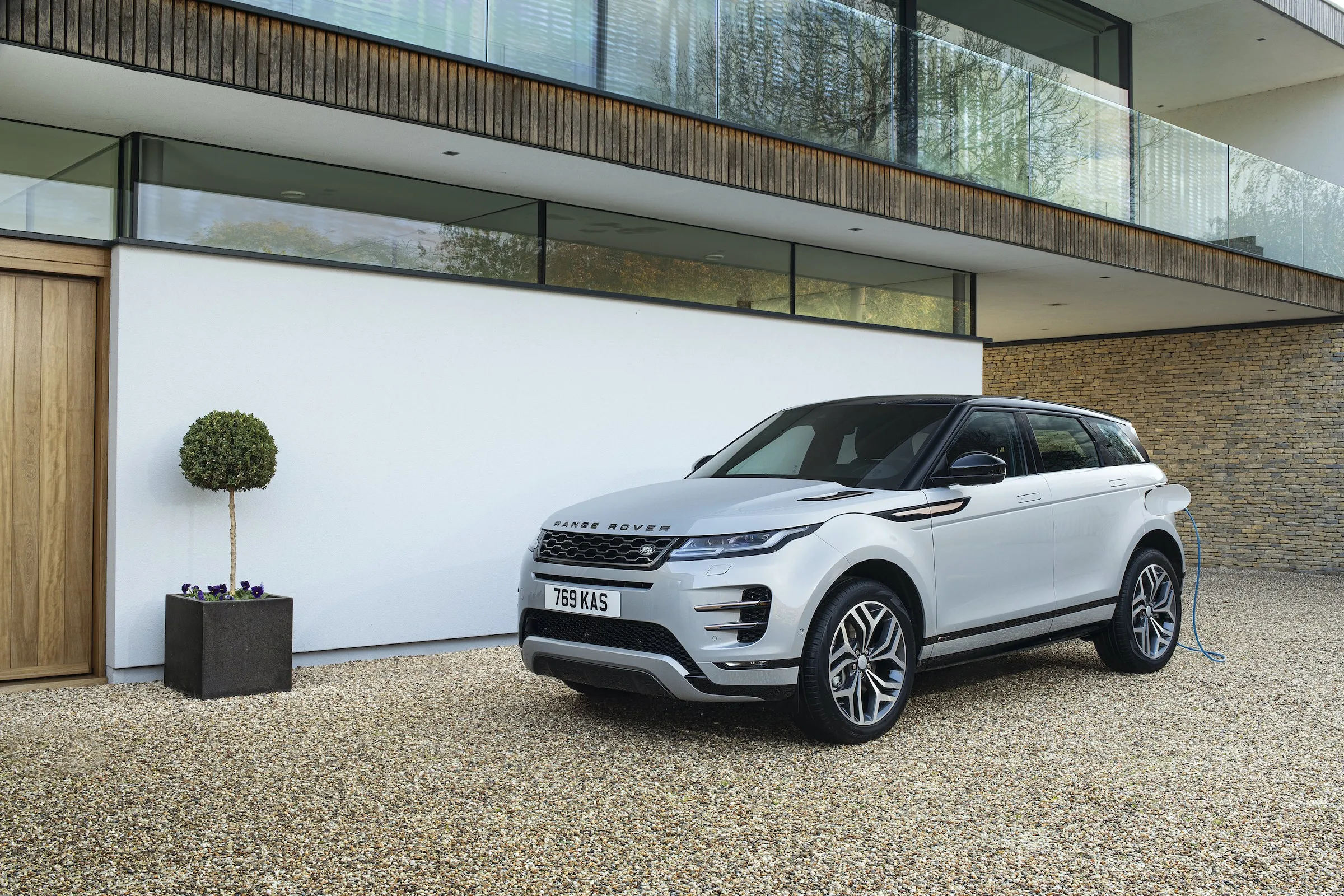 Range Rover Evoque hybryda 