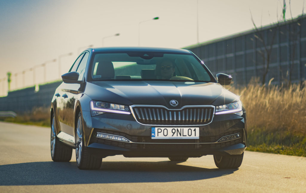 Skoda Superb iv Hybrid test