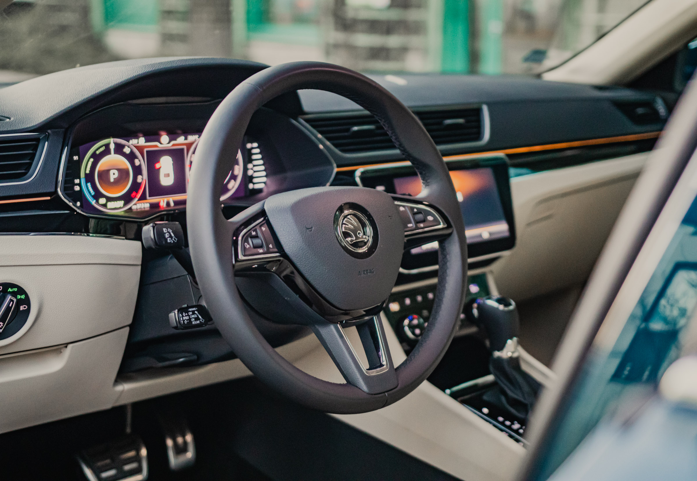 Skoda Superb iv Hybrid test 