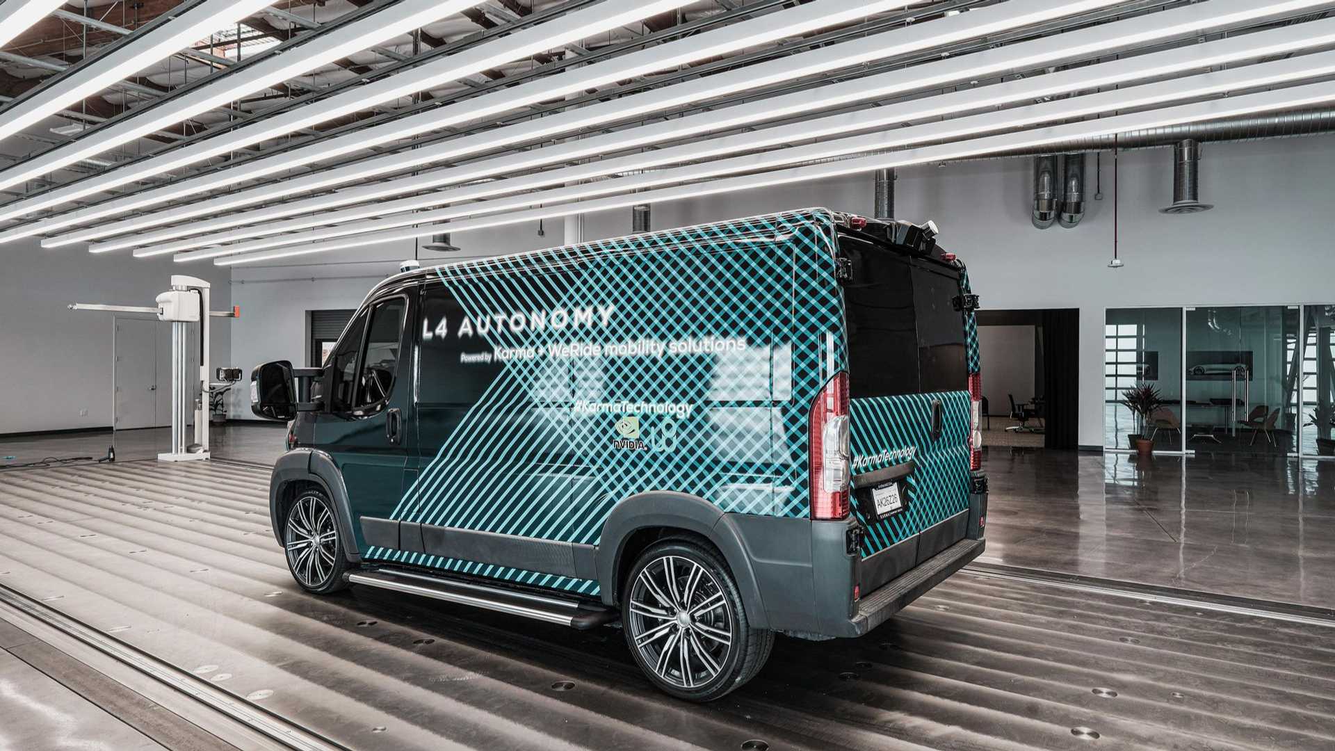 Ten elektryczno-autonomiczny koncept ma uszy Jerzego Urbana