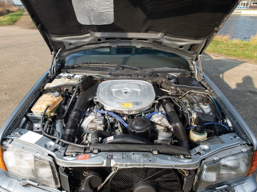 Mercedes W126 AMG 