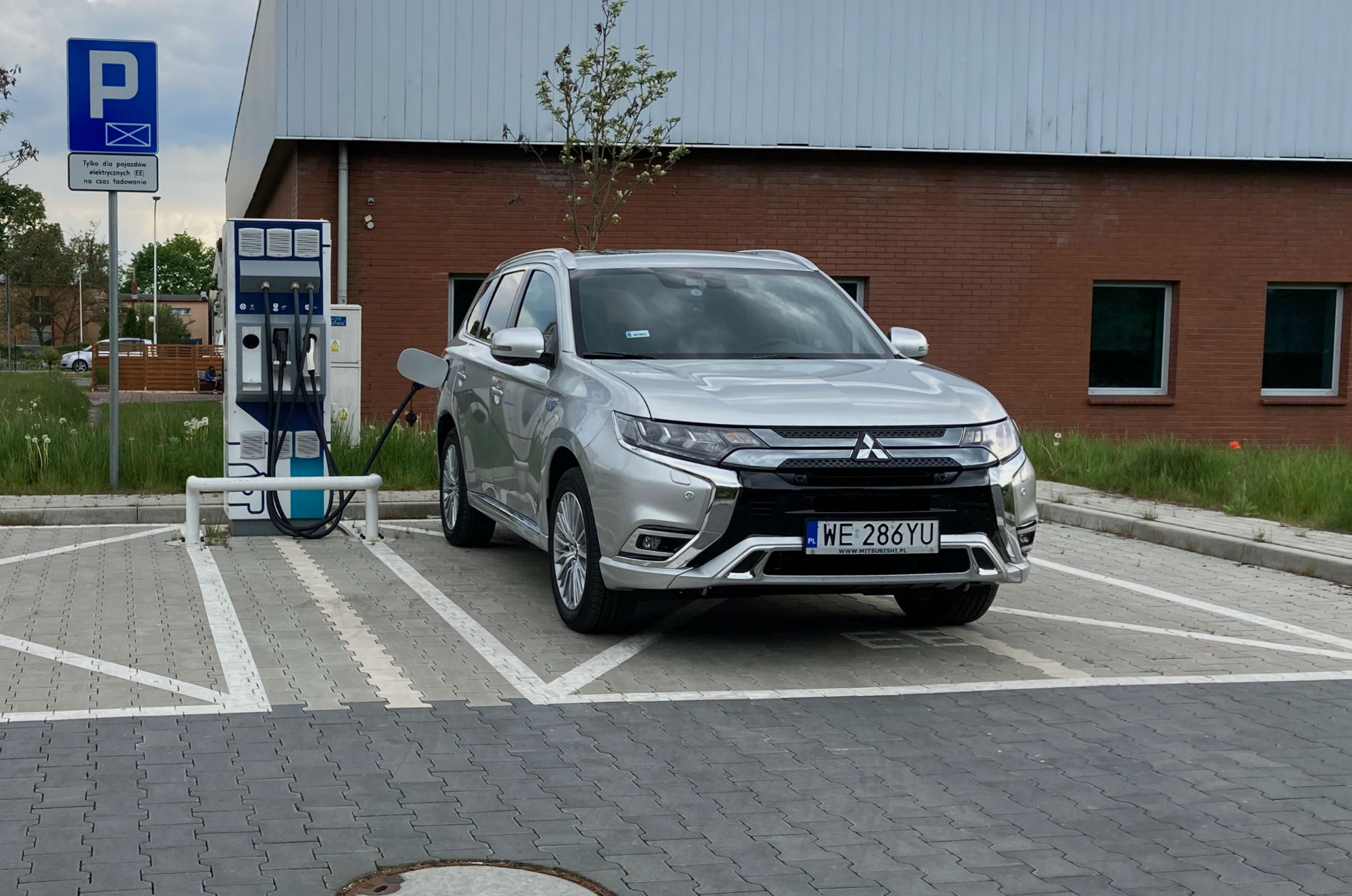 PHEV emisja CO2