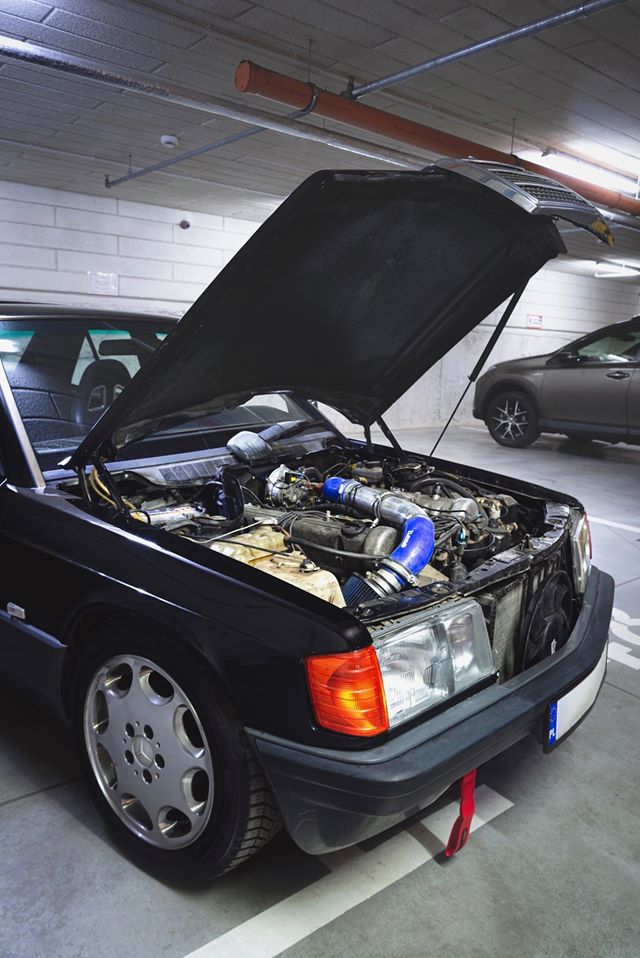 mercedes 190 v8 