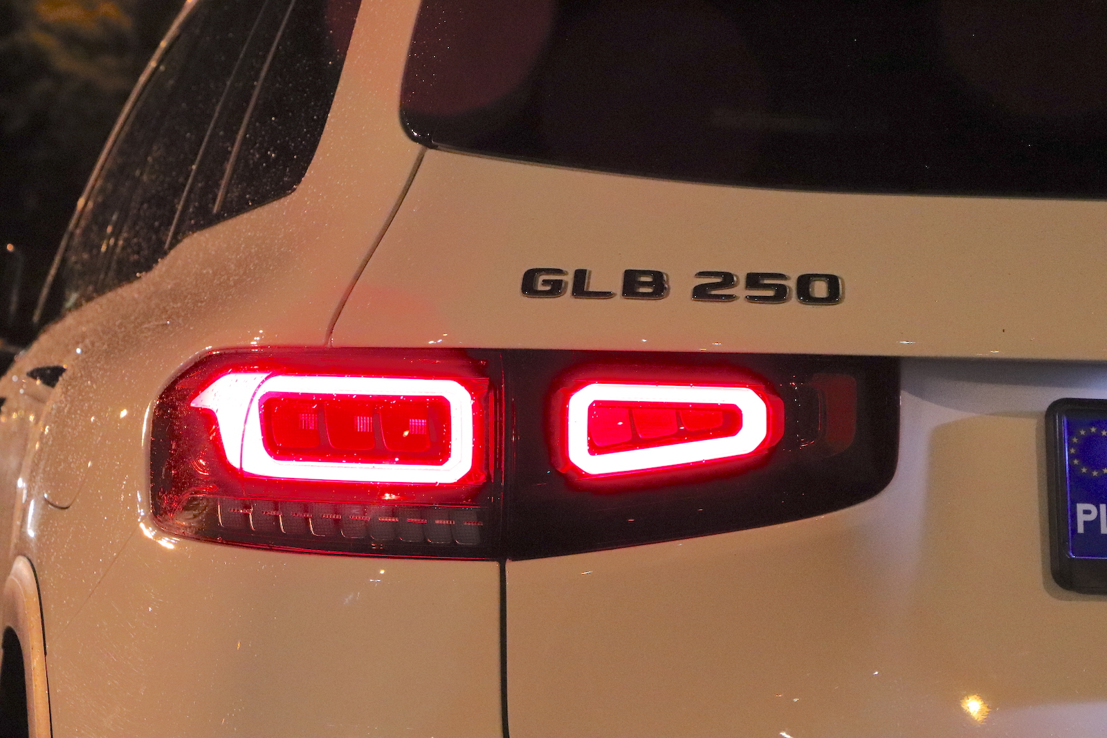 mercedes glb wyposażenie