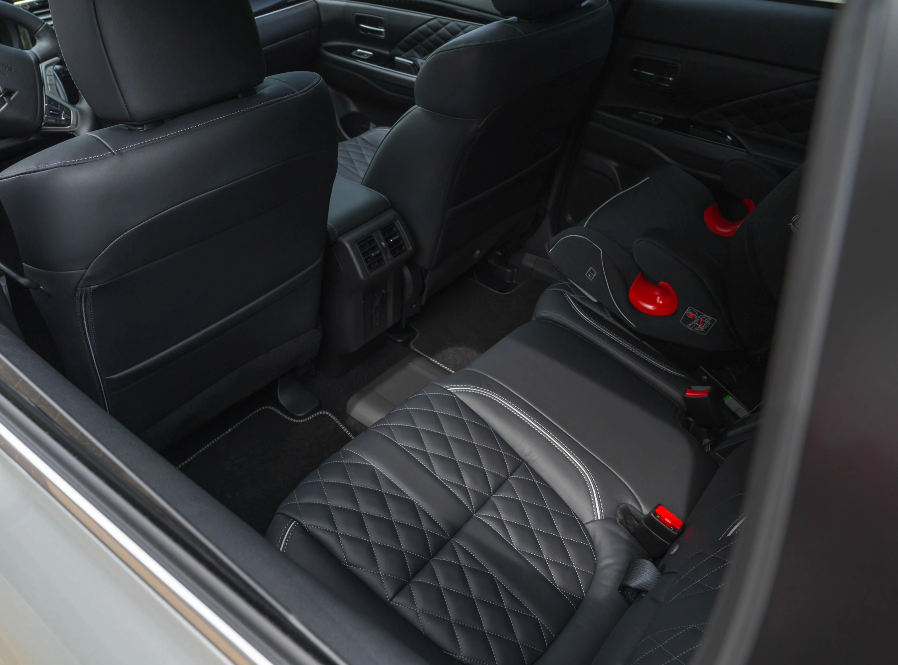 Mitsubishi Outlander PHEV test