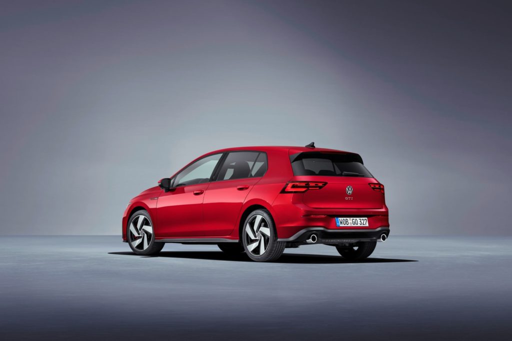 VW Golf GTI cena 