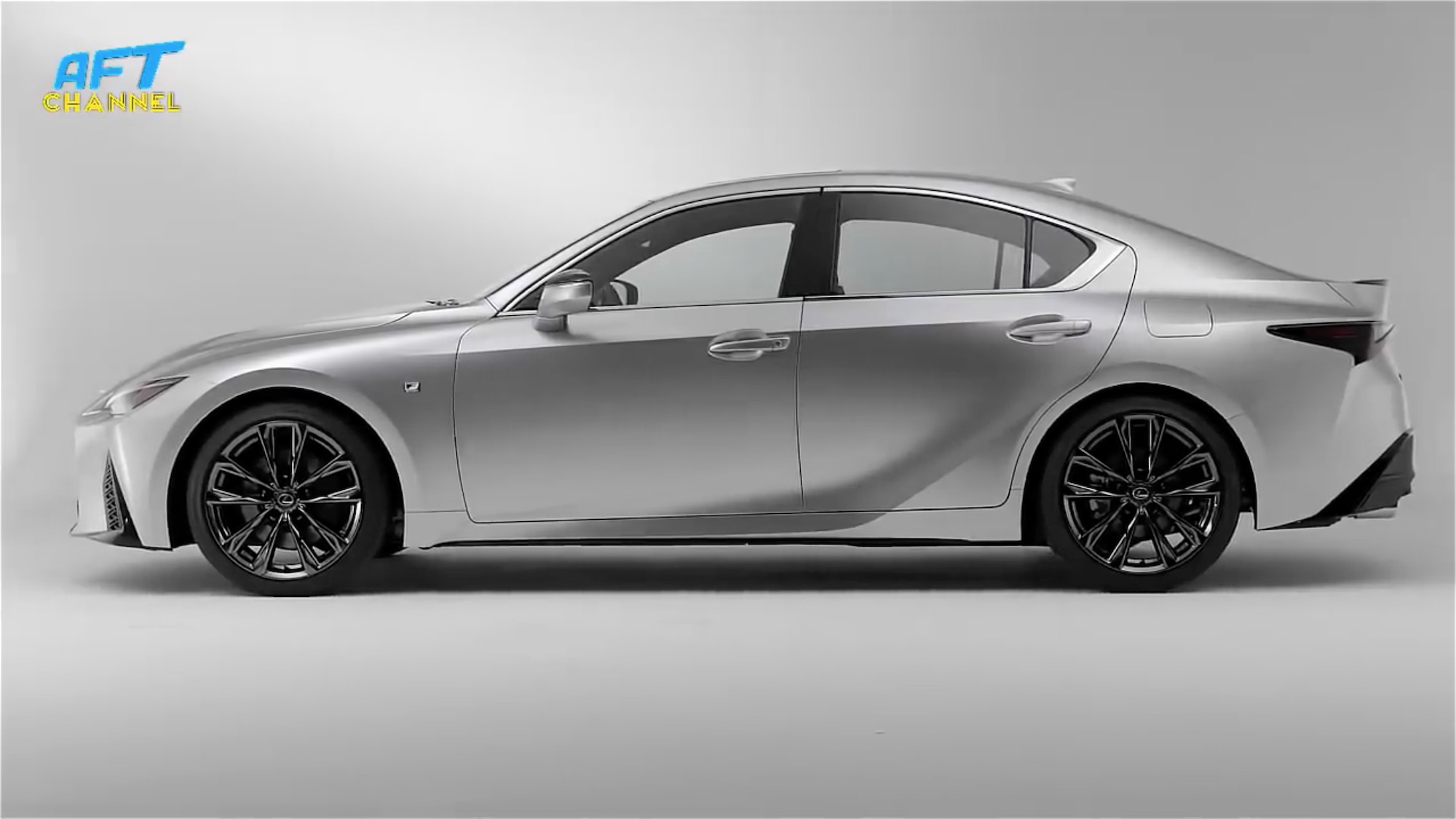 Nowy Lexus IS 