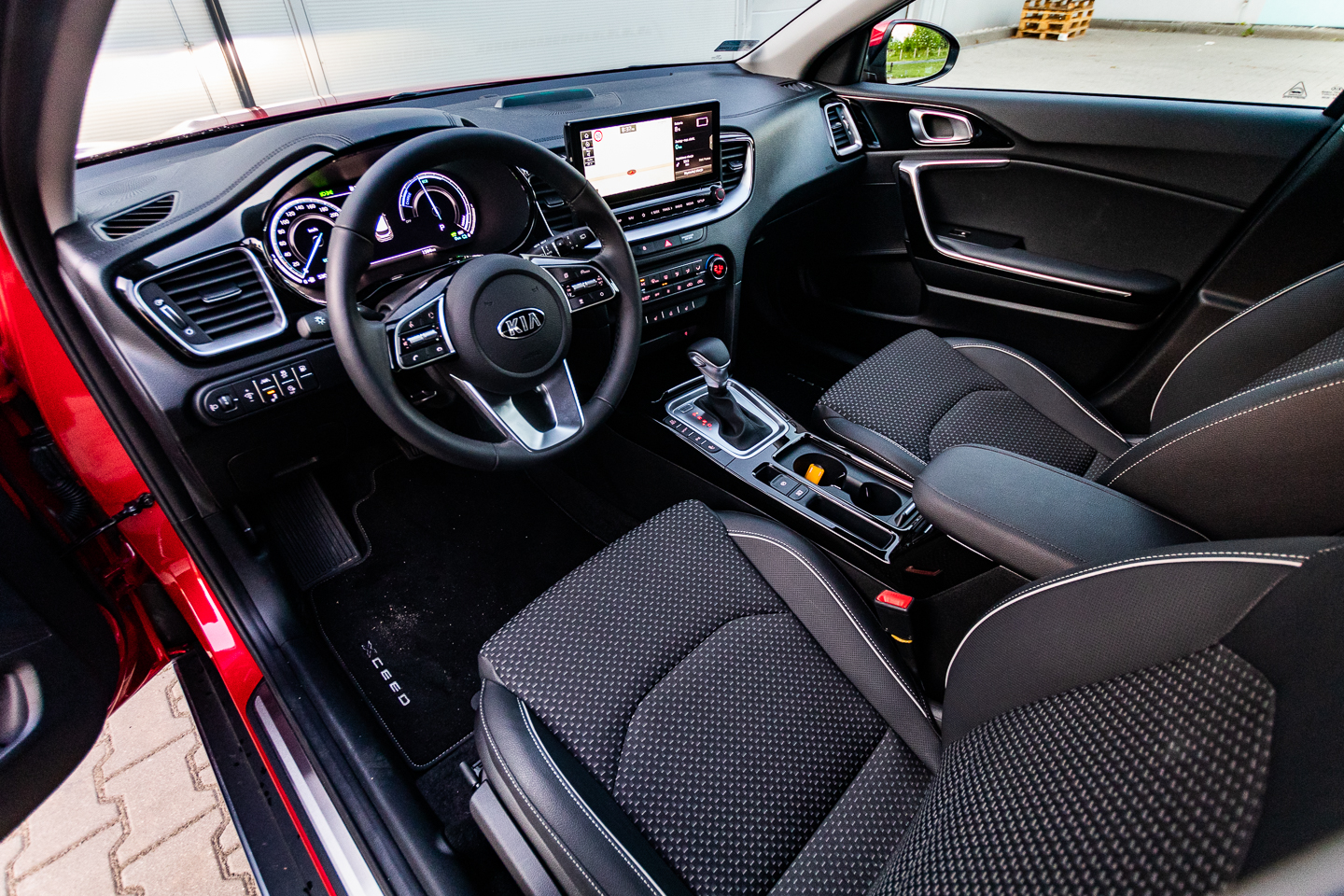 kia xceed niro phev 