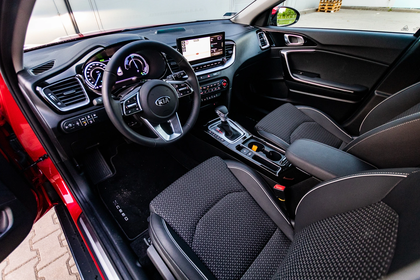 kia xceed niro phev 