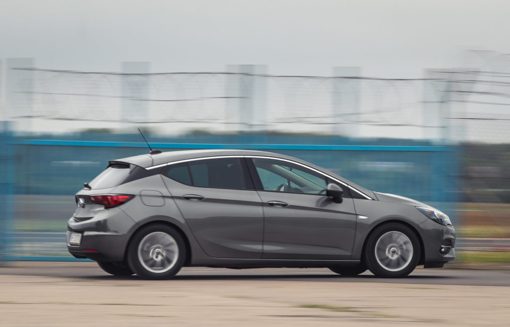 ostatni opel astra