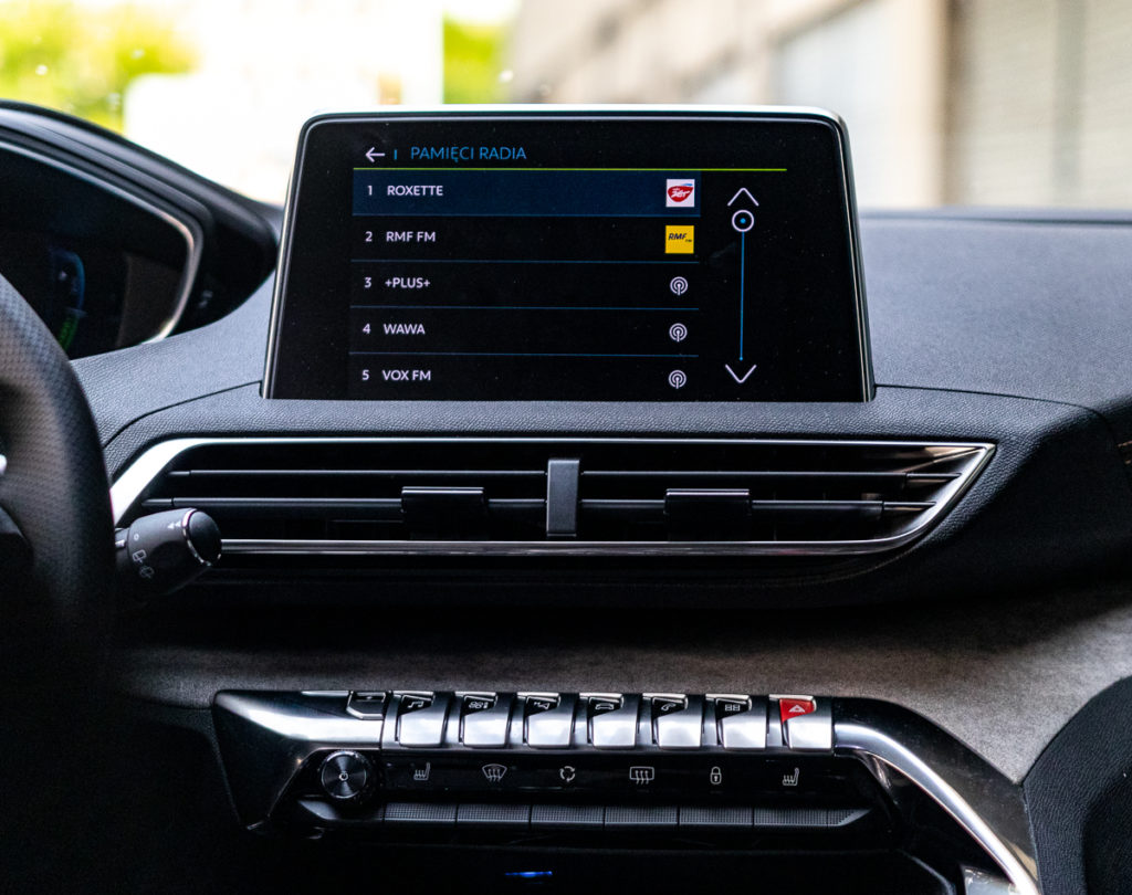 peugeot 3008 hybrid 2020 test 