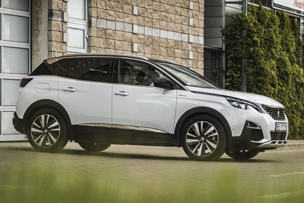 peugeot 3008 hybrid 2020 test 