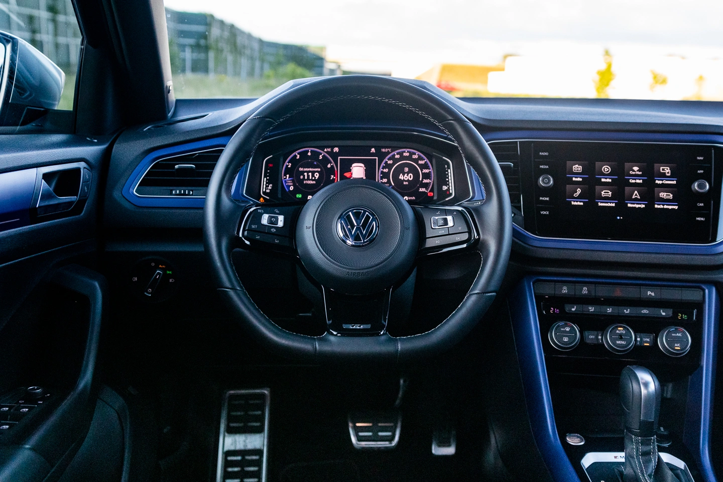 volkswagen t roc r test 2020 
