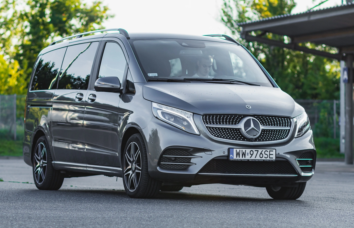 VW Multivan czy Mercedes V 