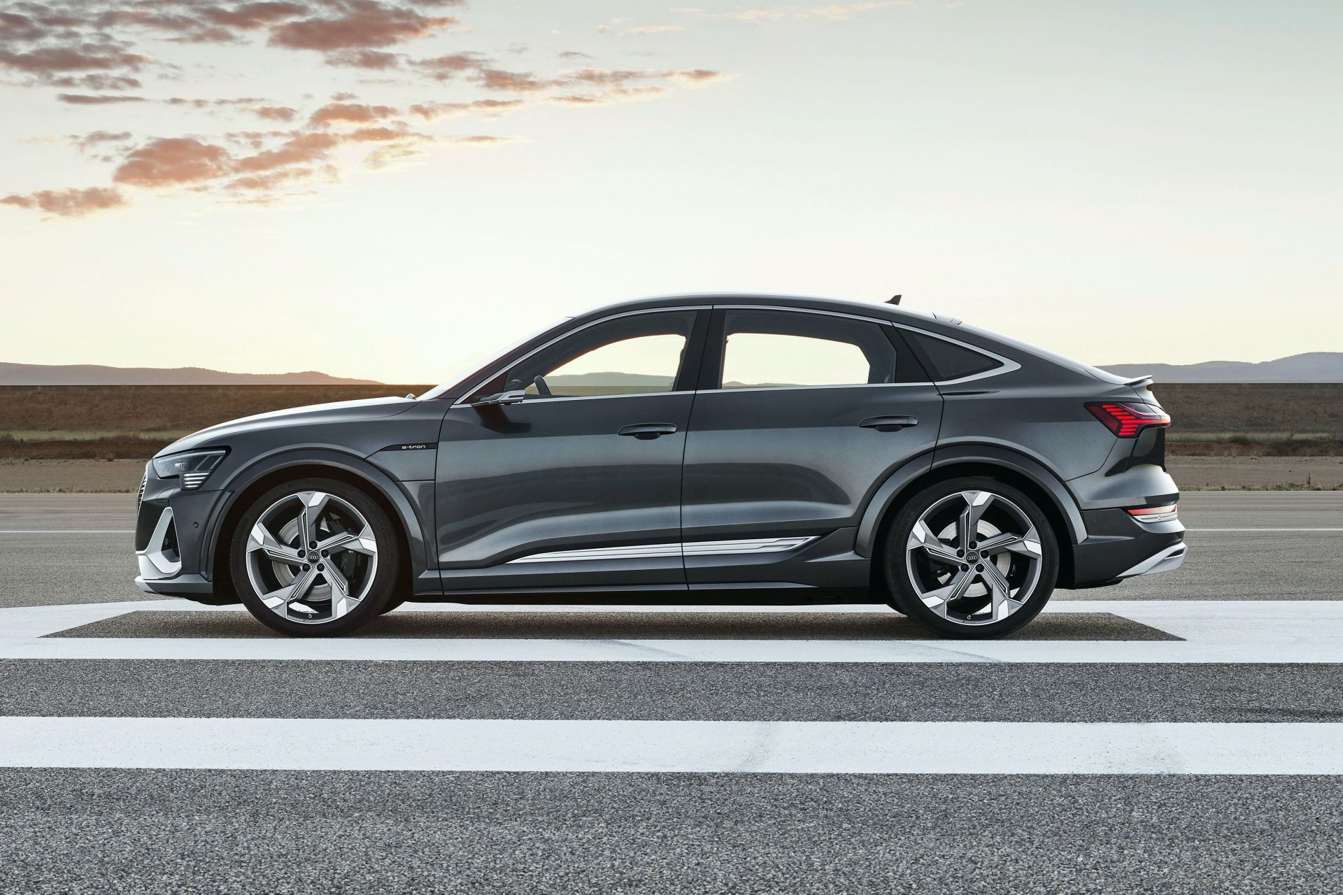Audi e-tron S 