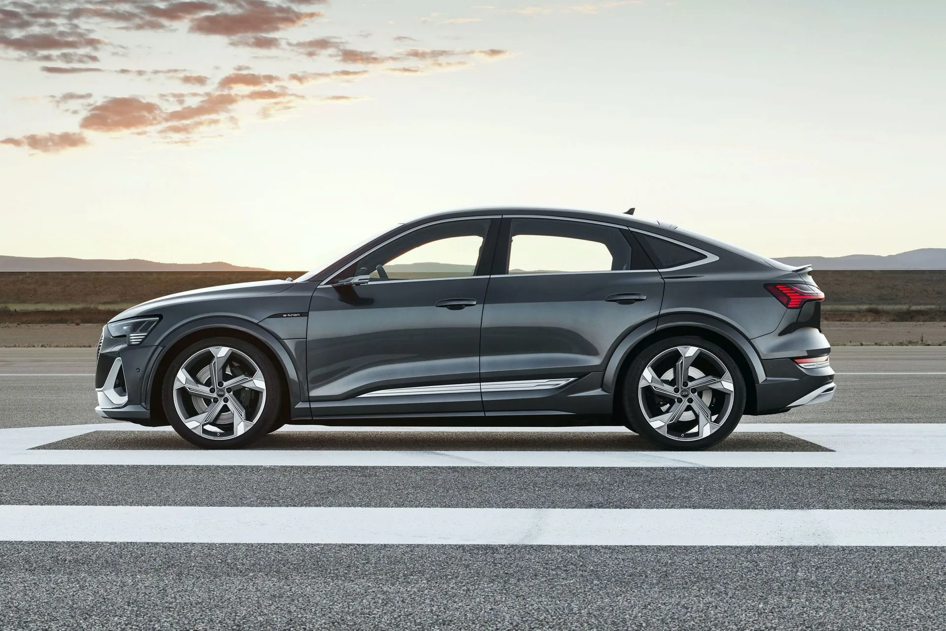 Audi e-tron S 