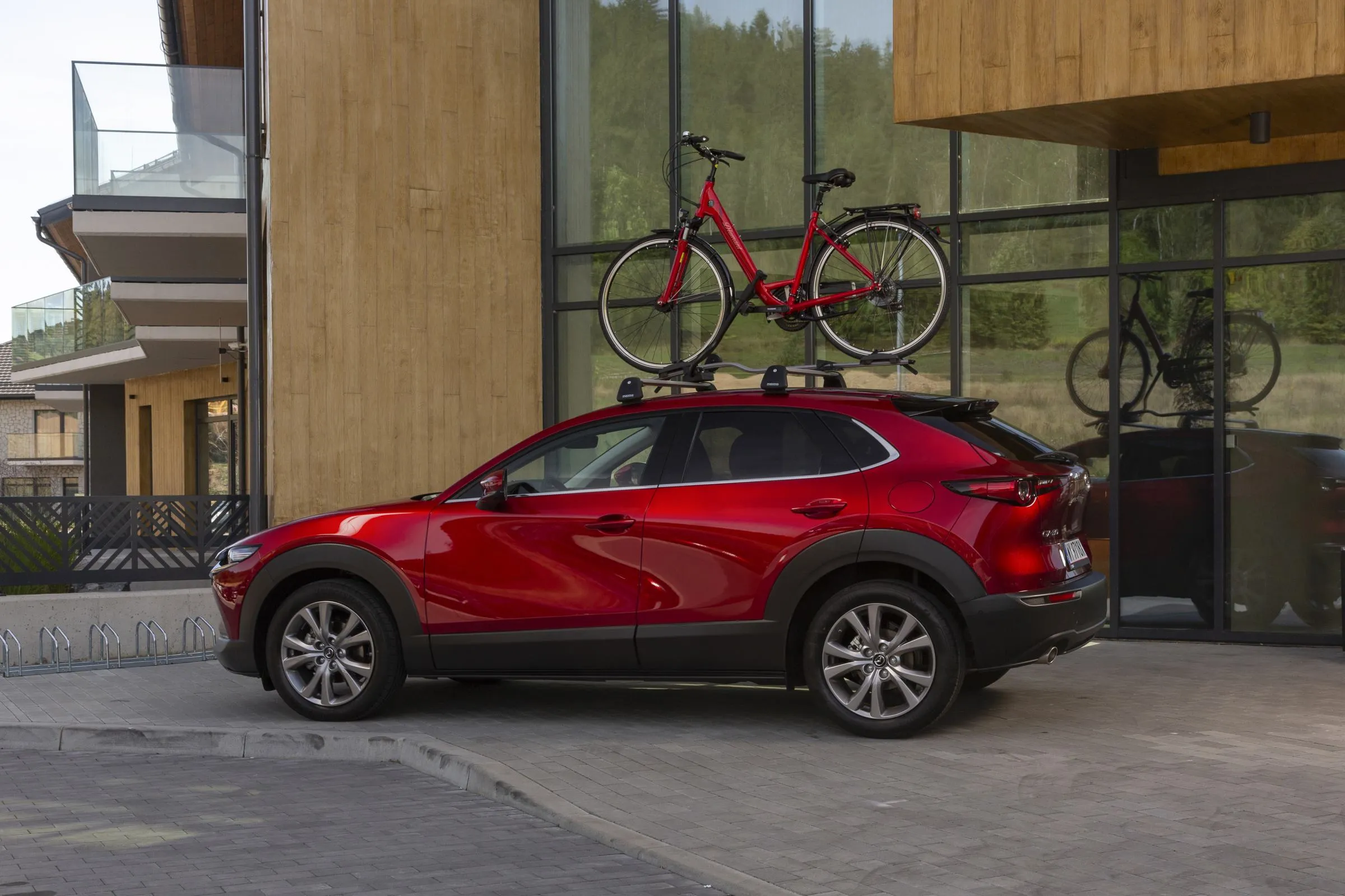 mazda cx-30 wyposażenie 