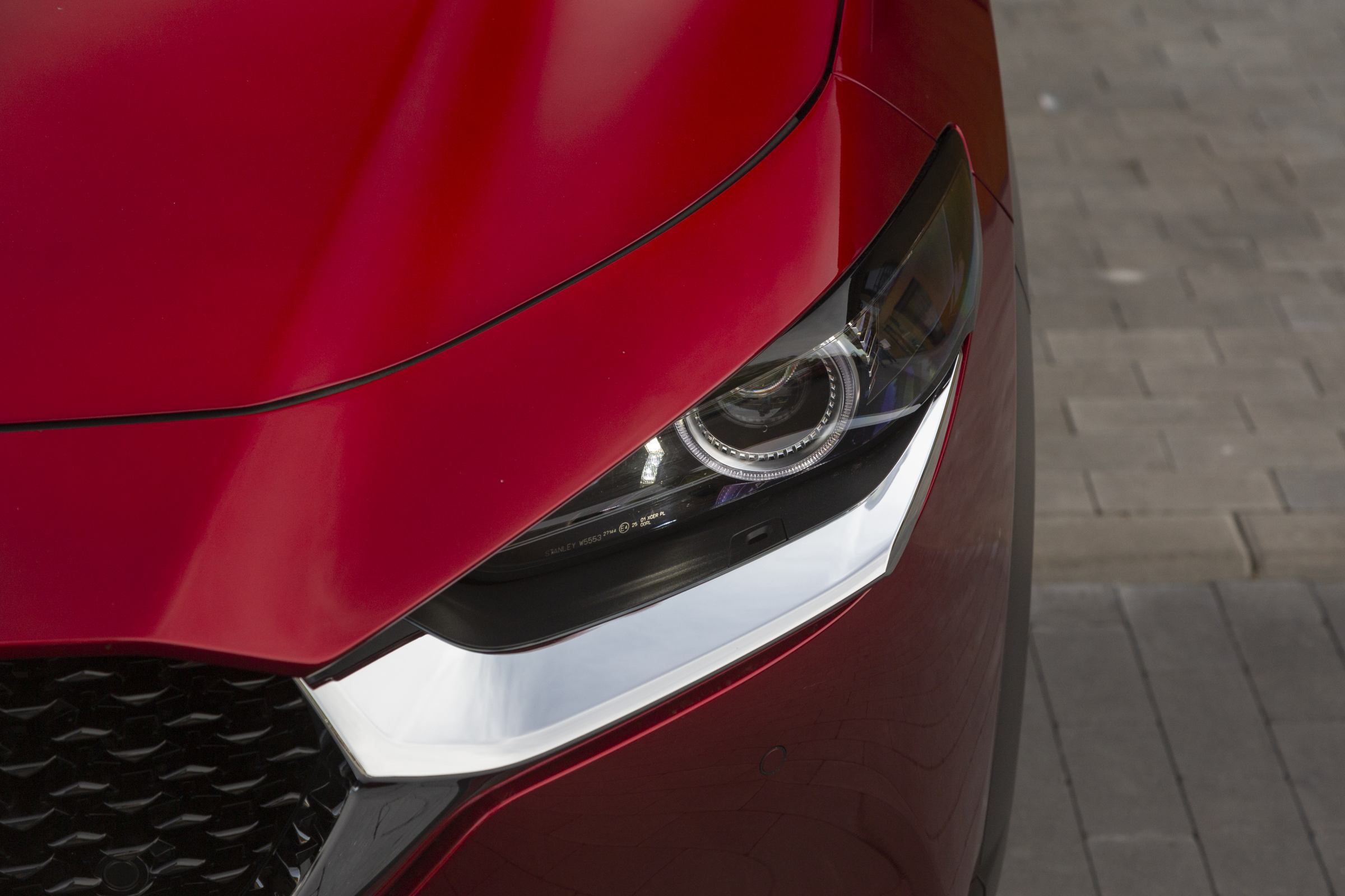 mazda cx-30 wyposażenie 