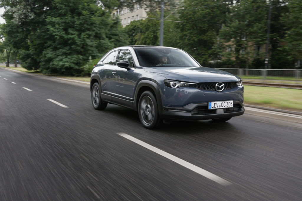 elektryczna mazda mx-30 