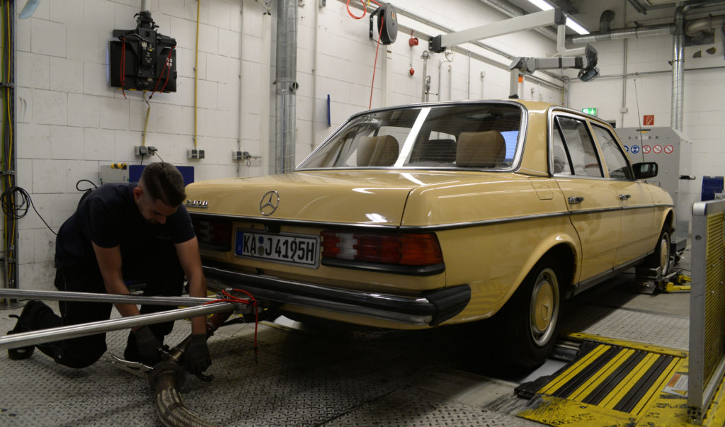 mercedes w123 240d 