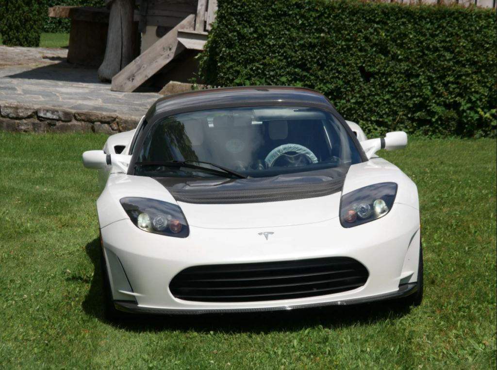 tesla roadster cena 