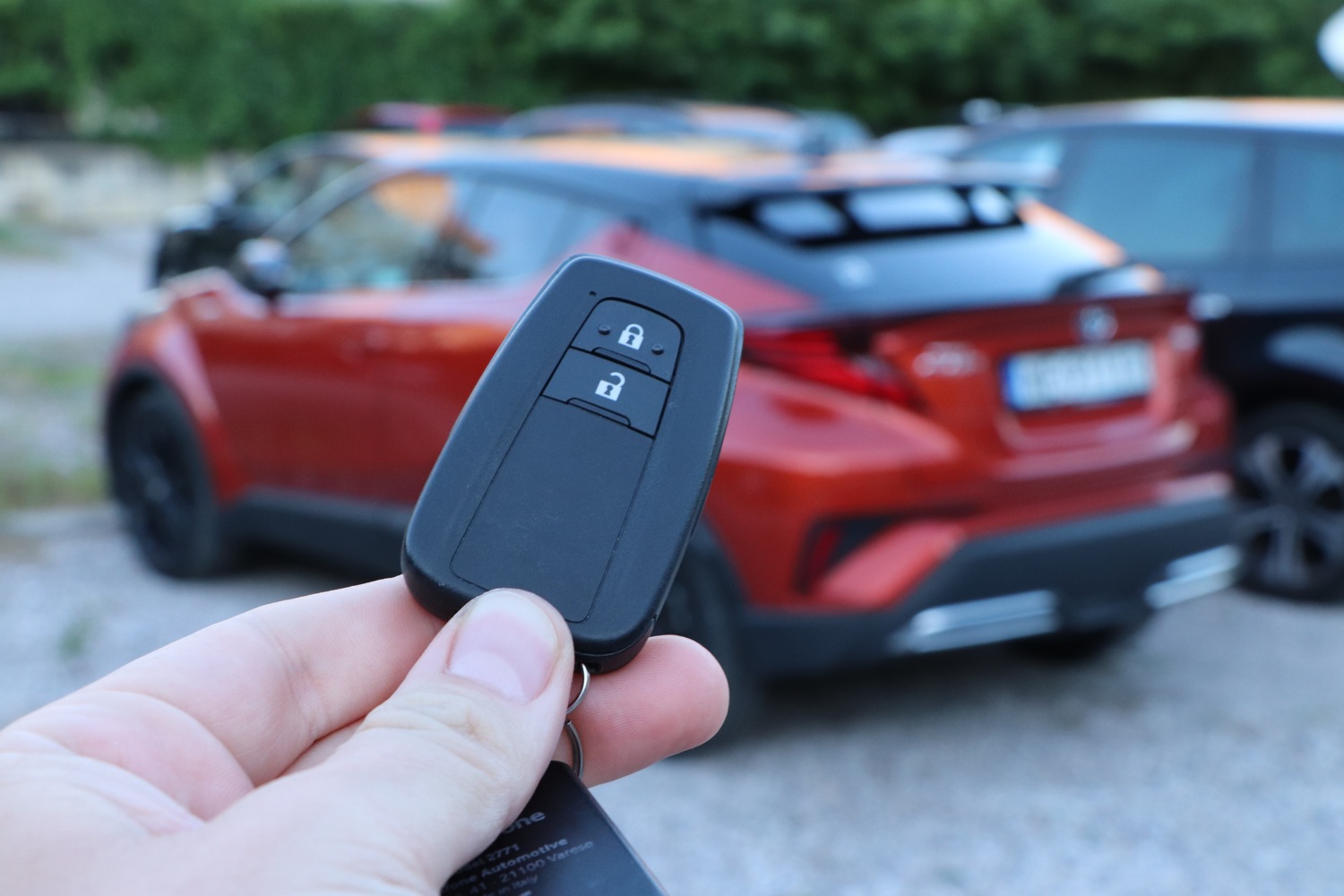 toyota c-hr 2.0 hybrid 