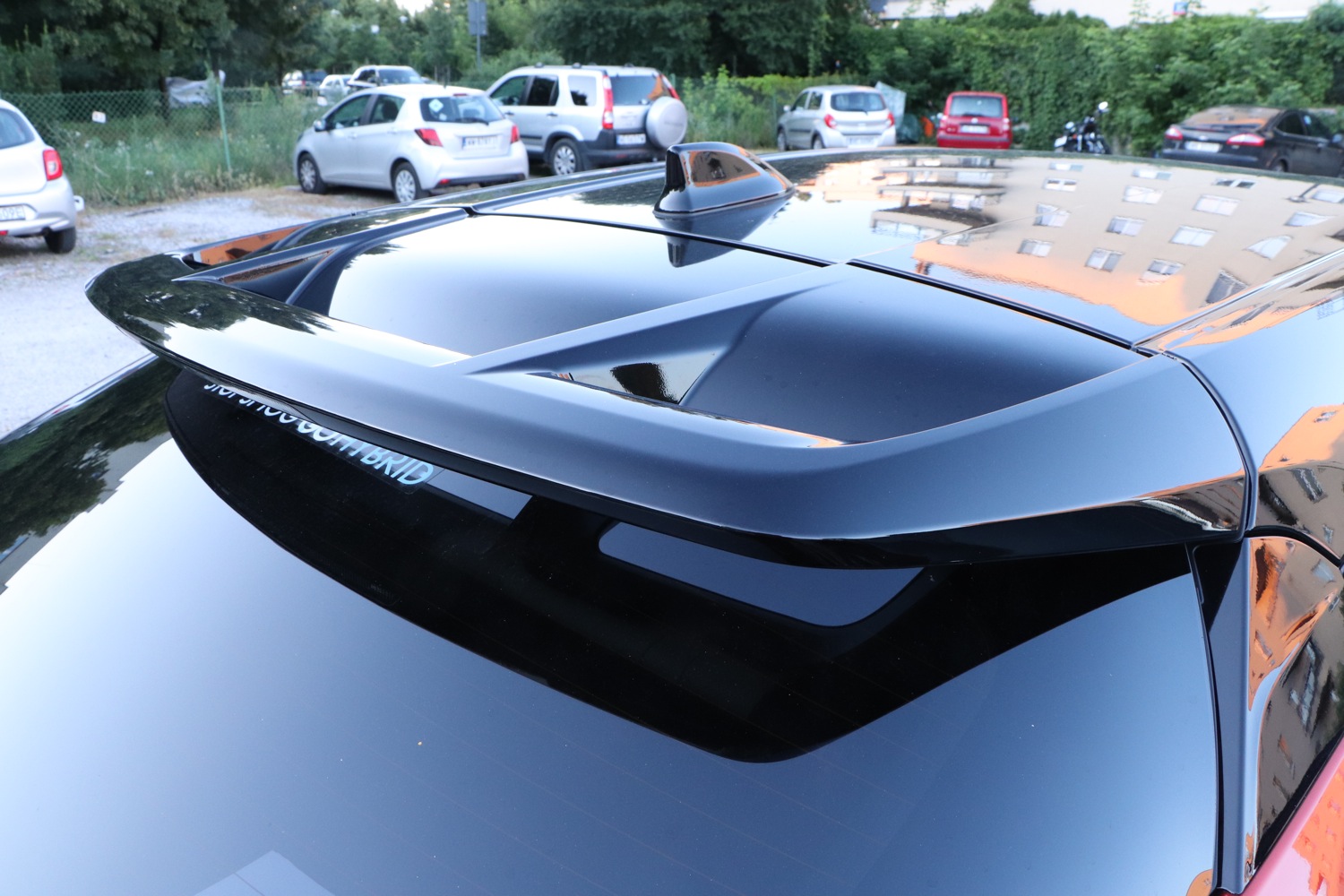 toyota c-hr 2.0 hybrid 