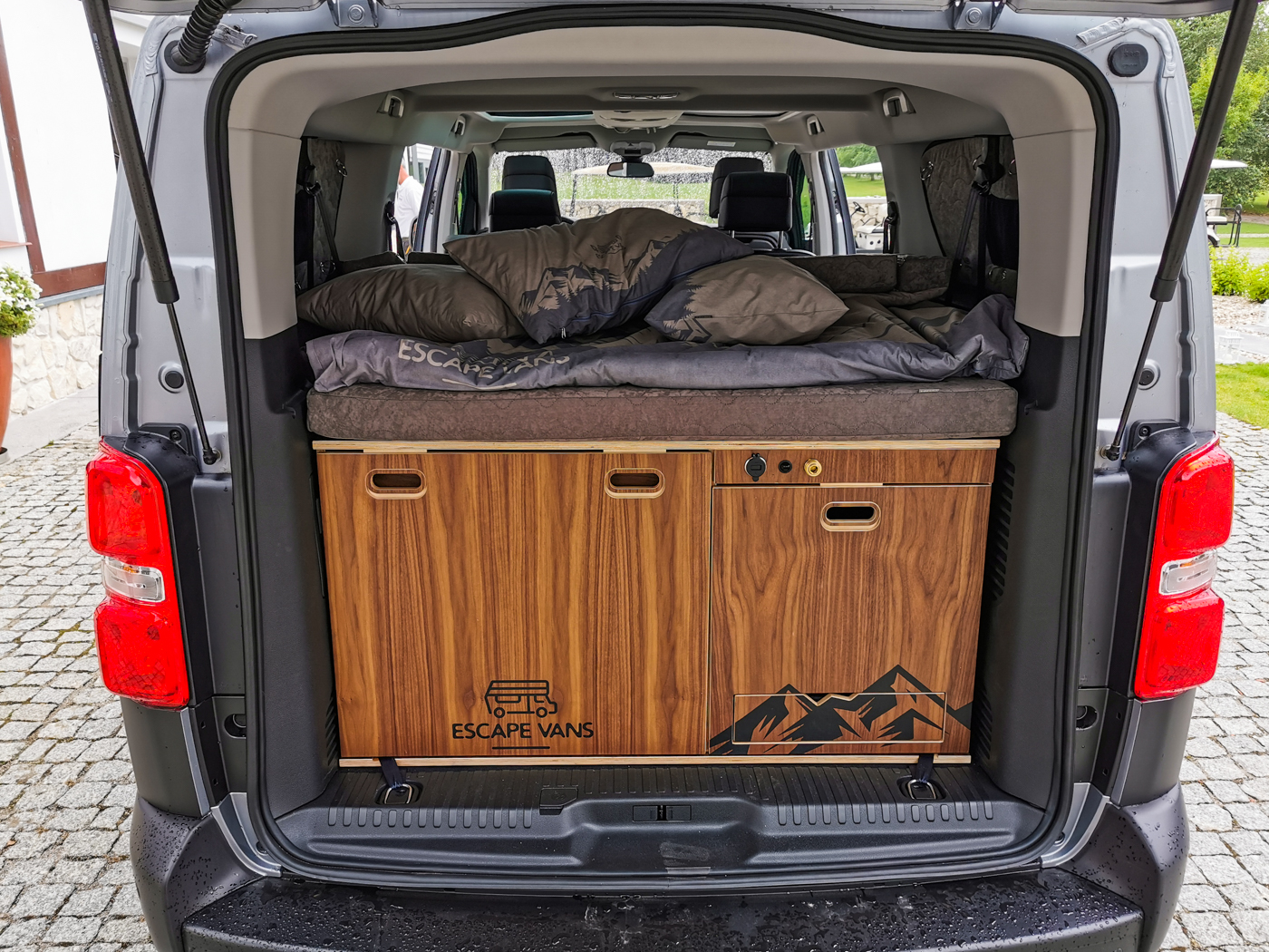toyota proace verso camper 