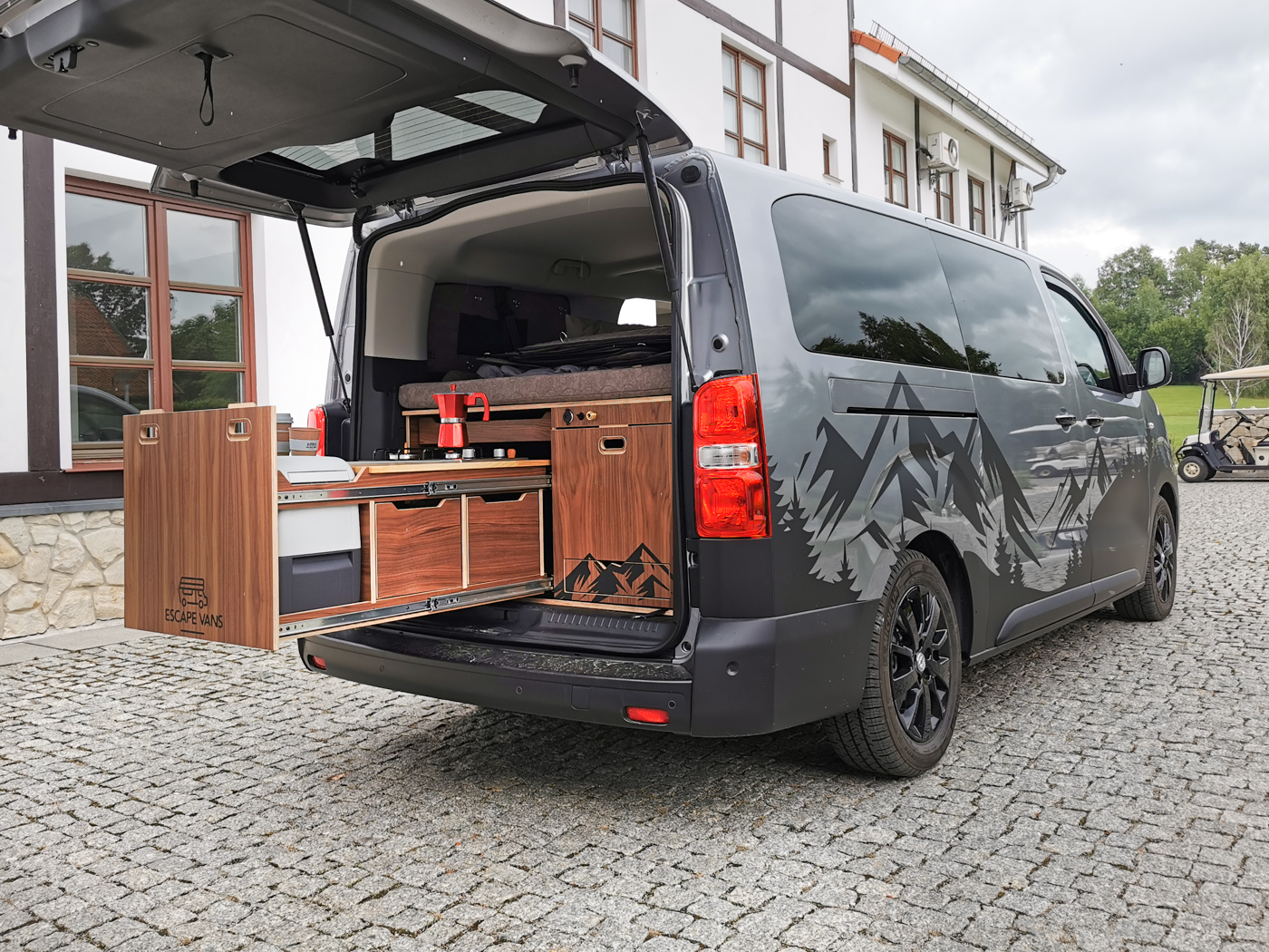 toyota proace verso camper 