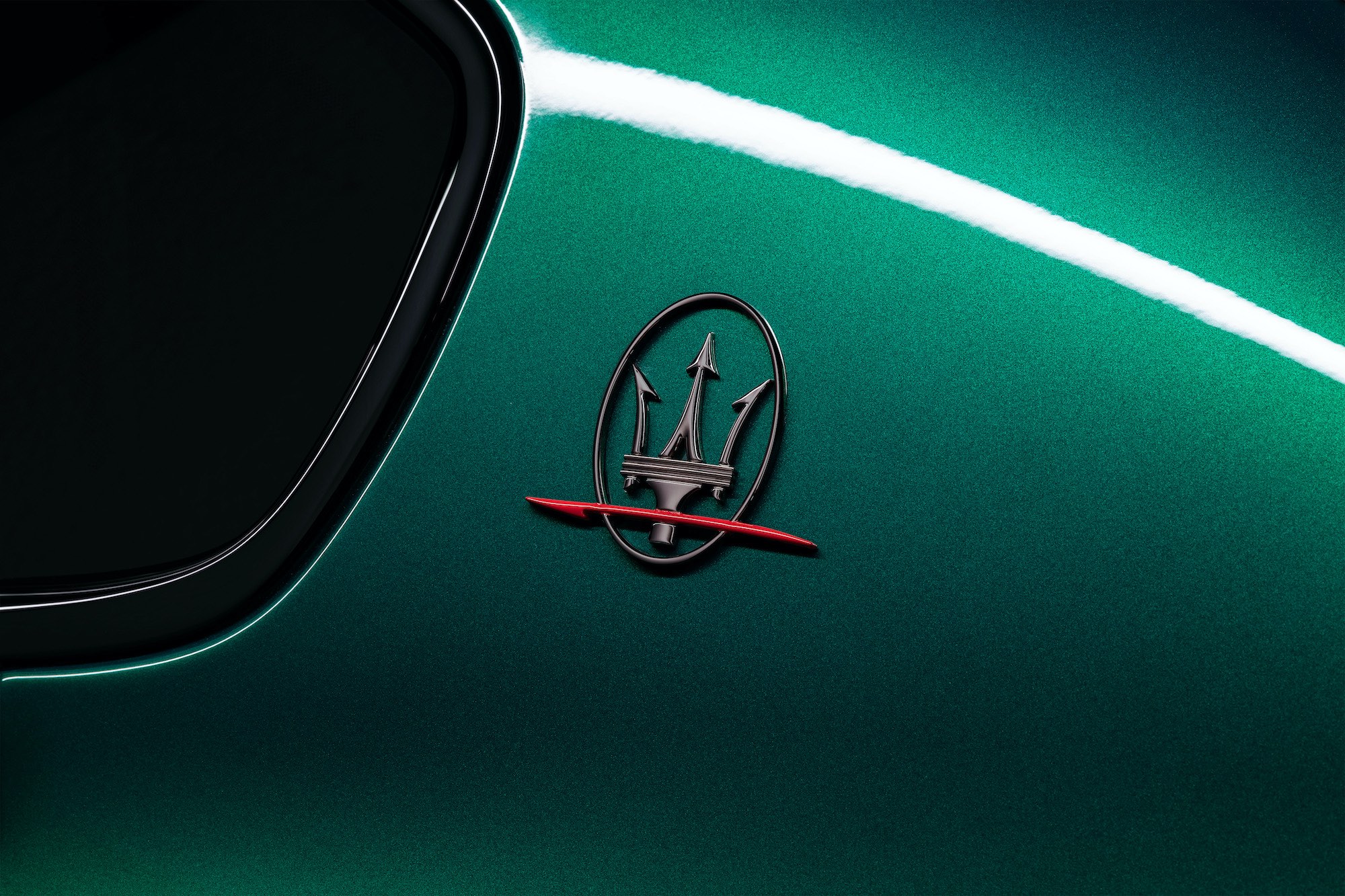 Maserati zostaje. Szykuje nowe GranTurismo, GranCabrio i Grecale