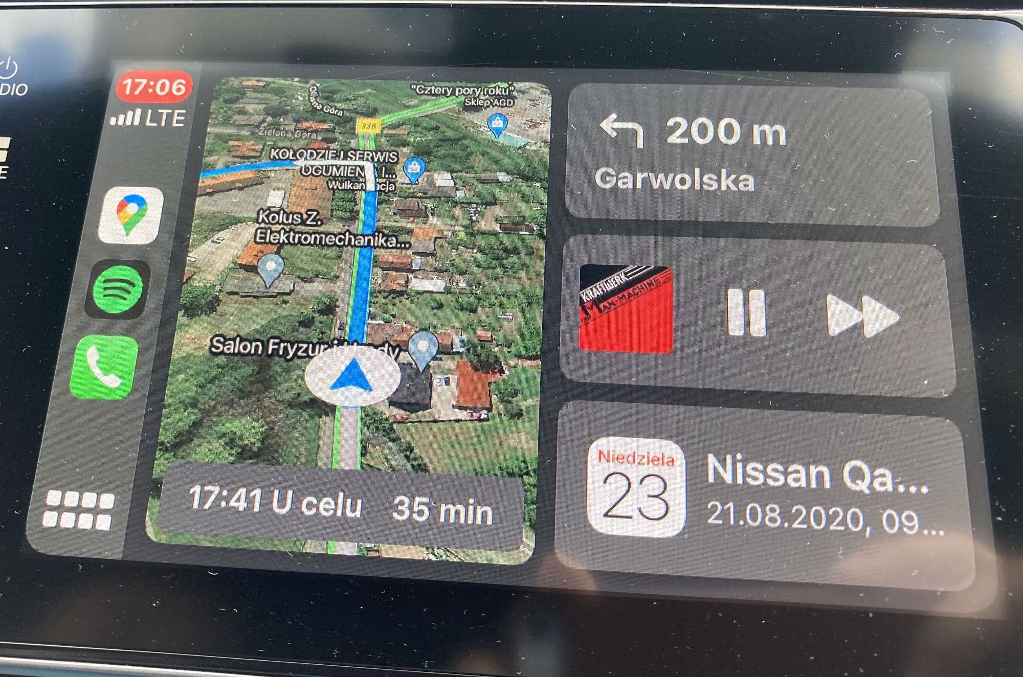 Mapy Google CarPlay 