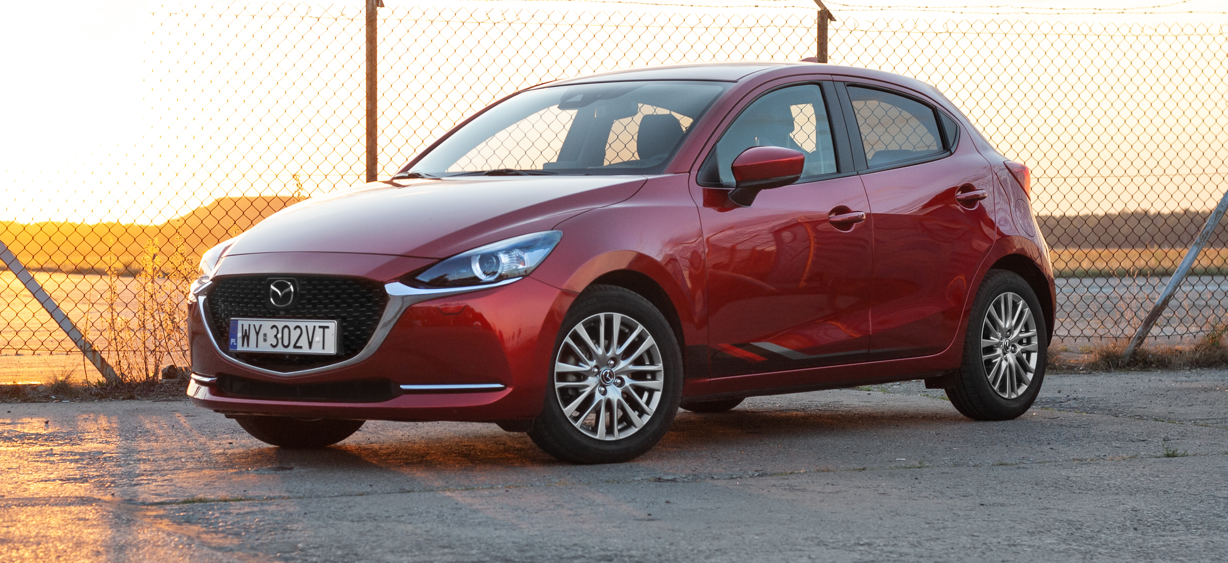 mazda 2 lifting test 