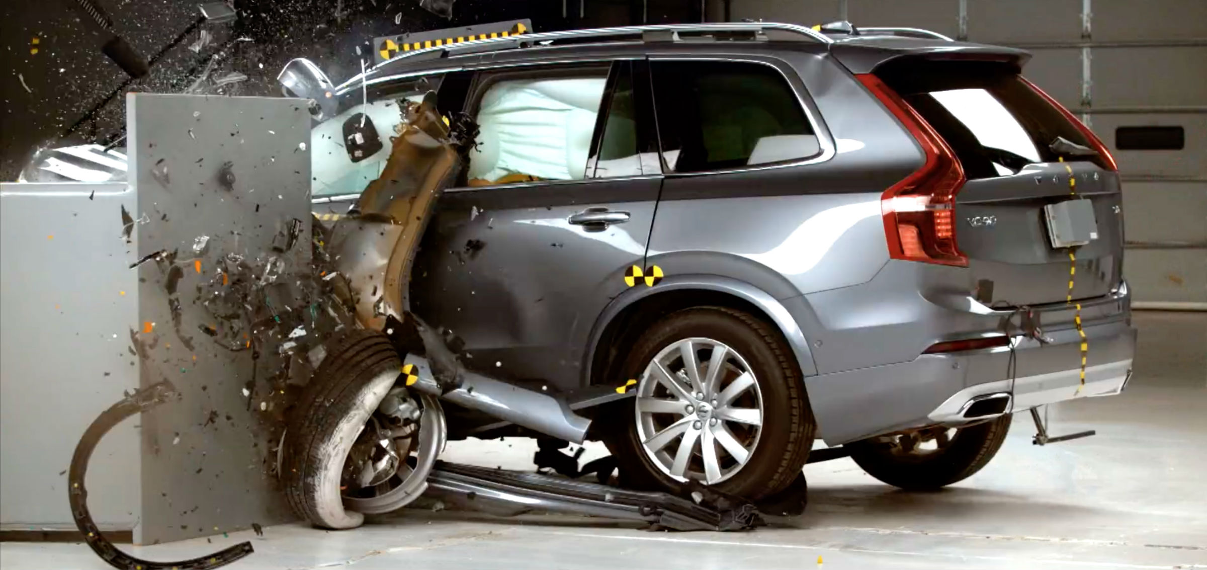 Volvo XC90 test zderzeniowy