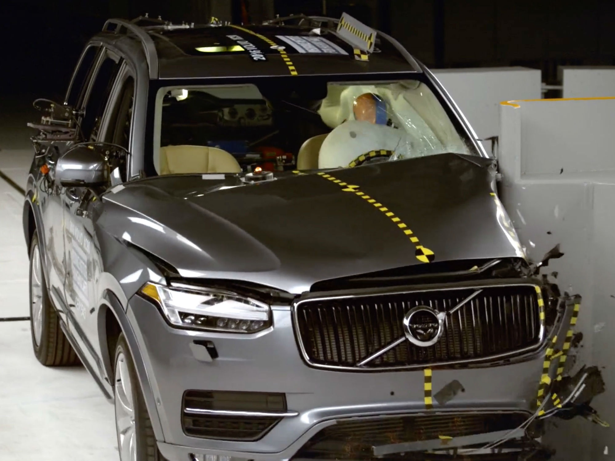 Volvo XC90 test zderzeniowy 