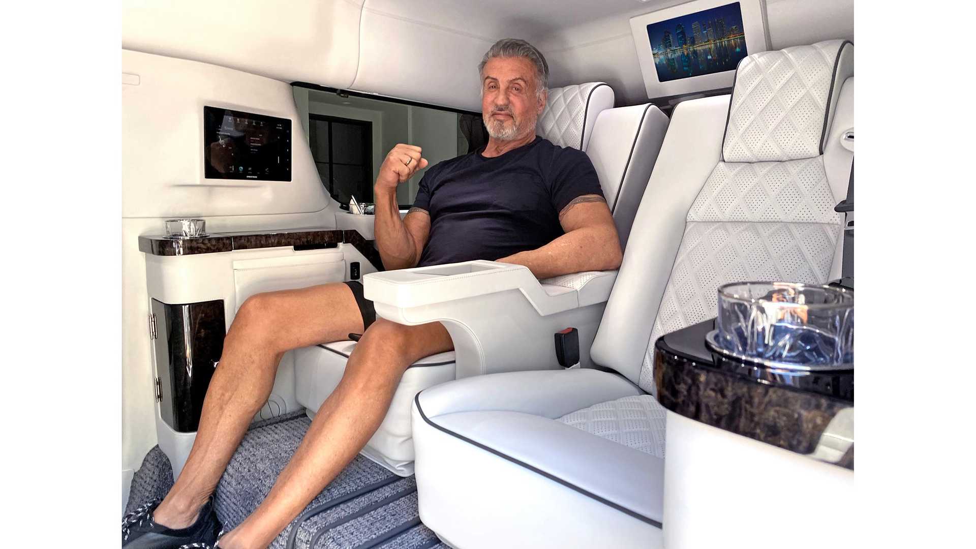 Cadillac Escalade Sylvestra Stallone na sprzedaż. Ocieka luksusem