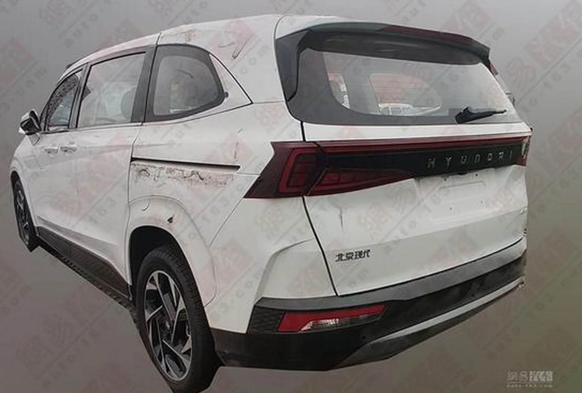 Hyundai Custo